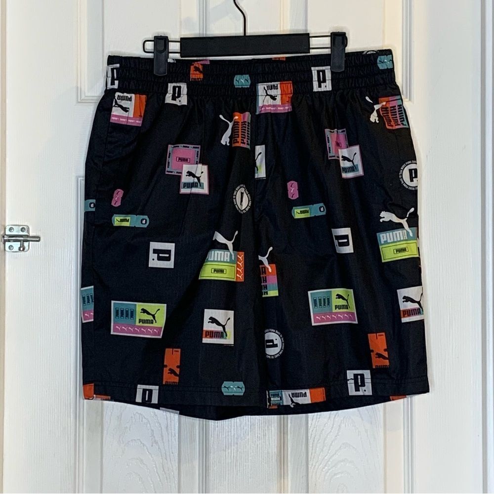 PUMA Brand LOVE Printed Men's Shorts Size Large